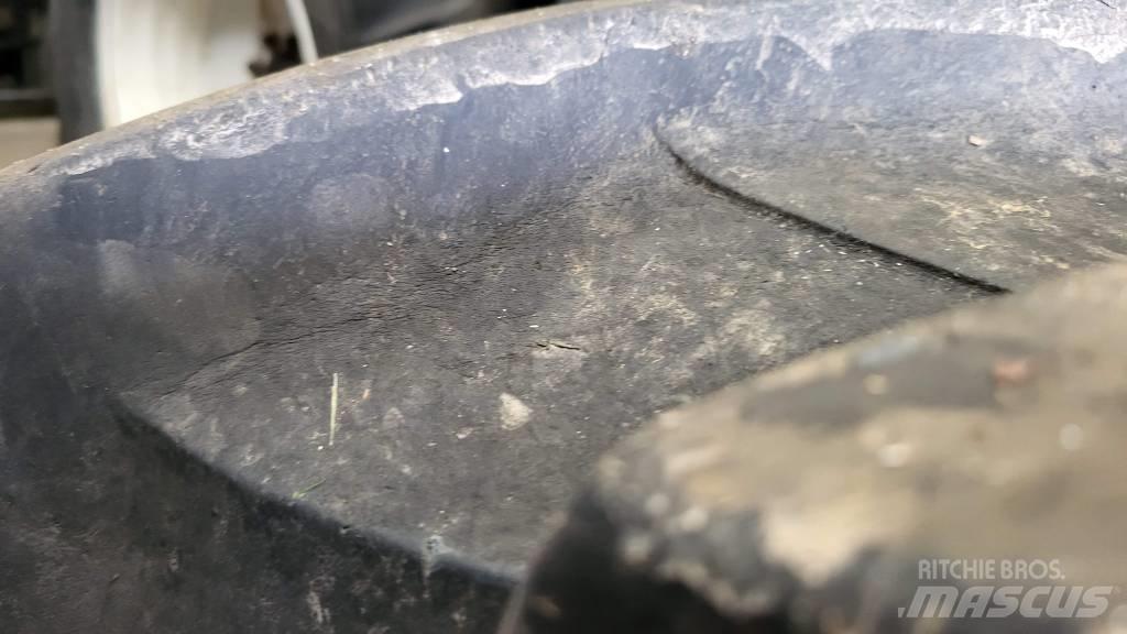 Trelleborg 540/65R30 Шины и колёса