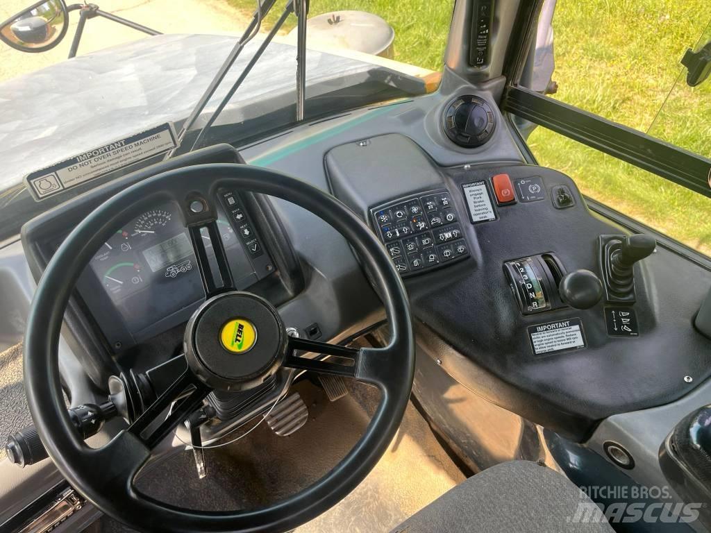 Bell ADT B 30 D 6x6 Шарнирно-сочленённые самосвалы