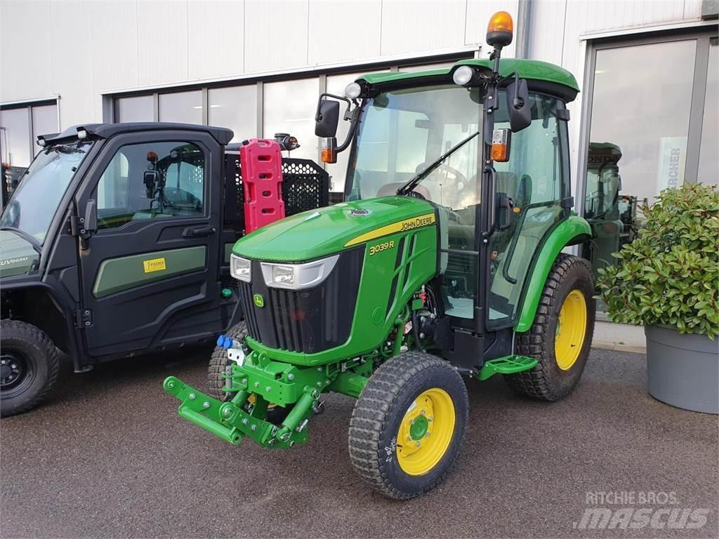 John Deere 3039R Коммунальные тракторы