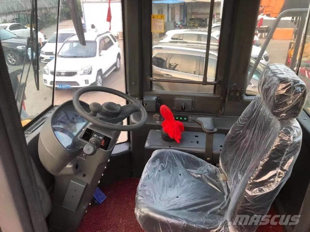 SDLG LG 956 L Фронтальные погрузчики