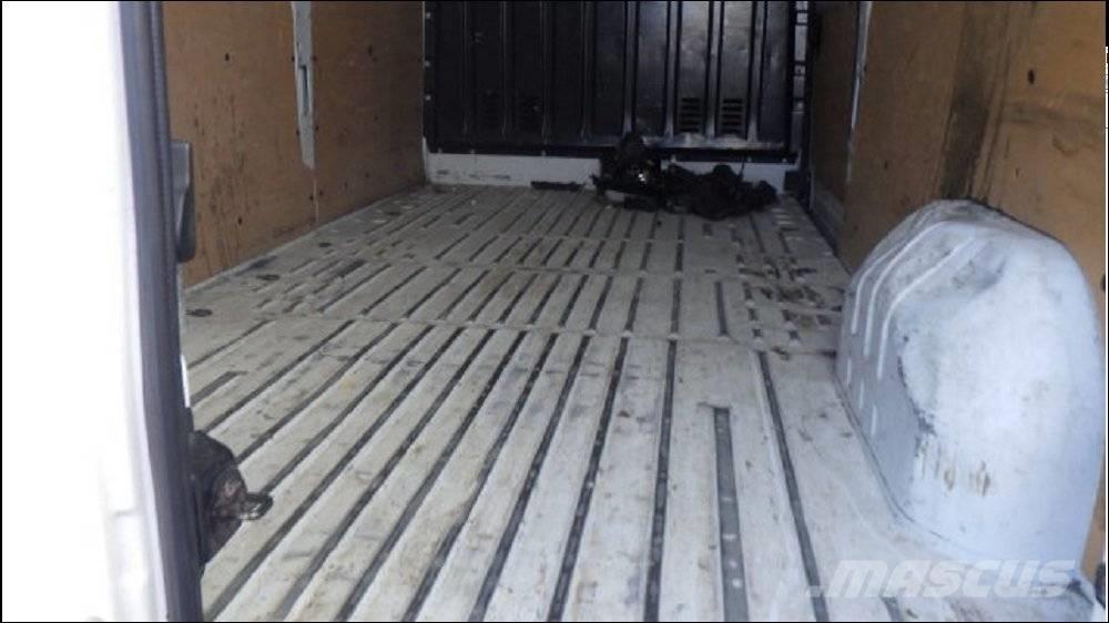 Renault MASTER 3 Цельнометаллический фургоны