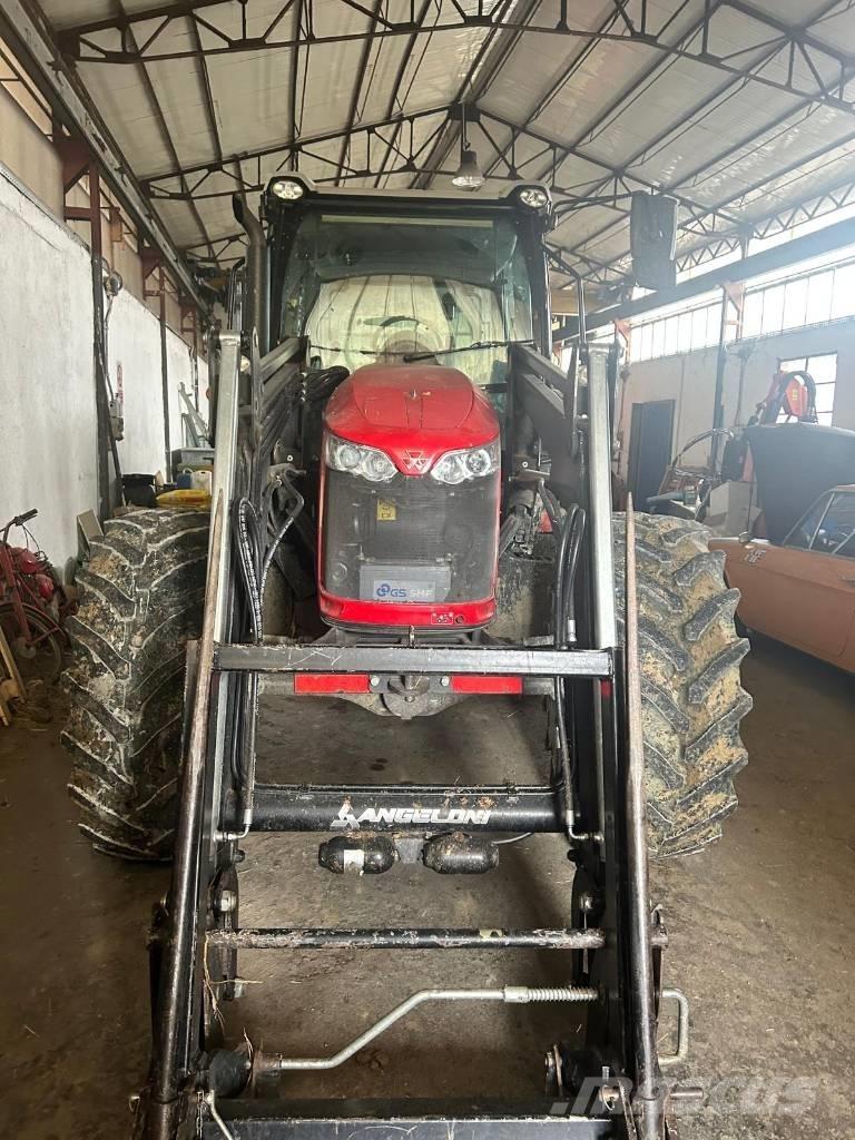 Massey Ferguson 5710 Трактора