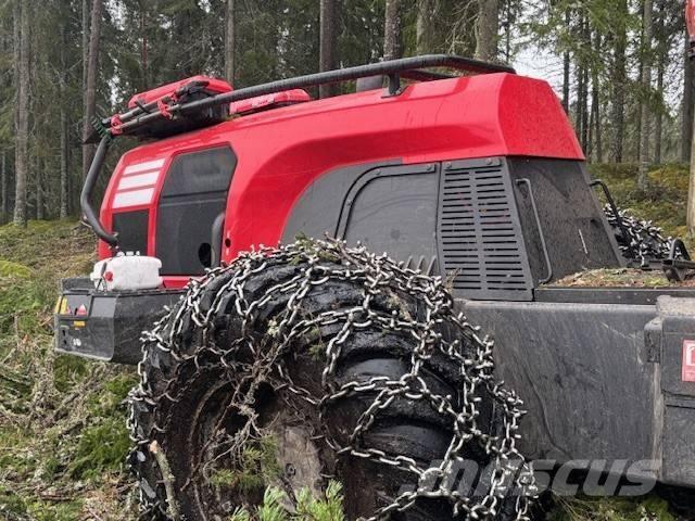 Komatsu 951 Харвестеры