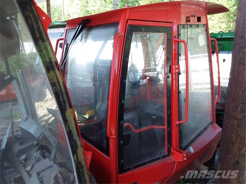 Komatsu 895 Кабины и интерьер