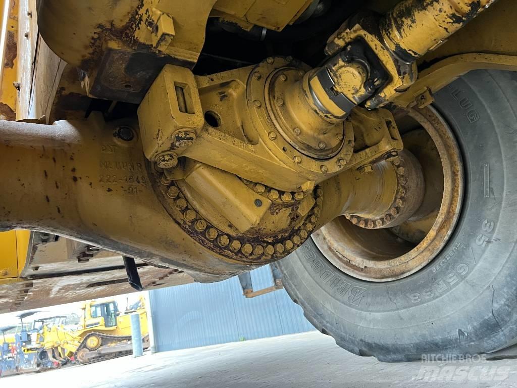 CAT 988H Фронтальные погрузчики