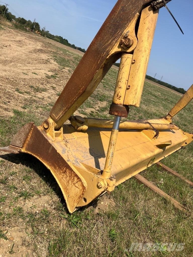 CAT 825 C Уплотнители грунта