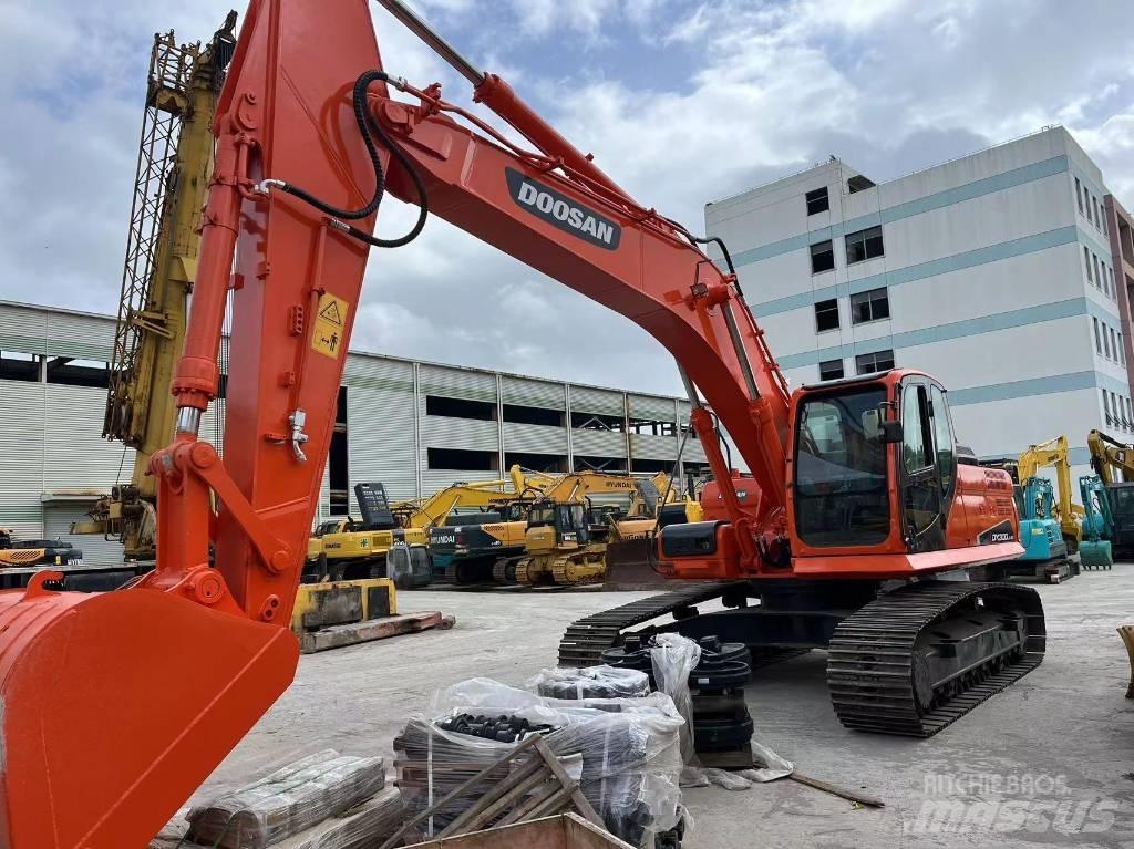 Doosan DX 300 Гусеничные экскаваторы