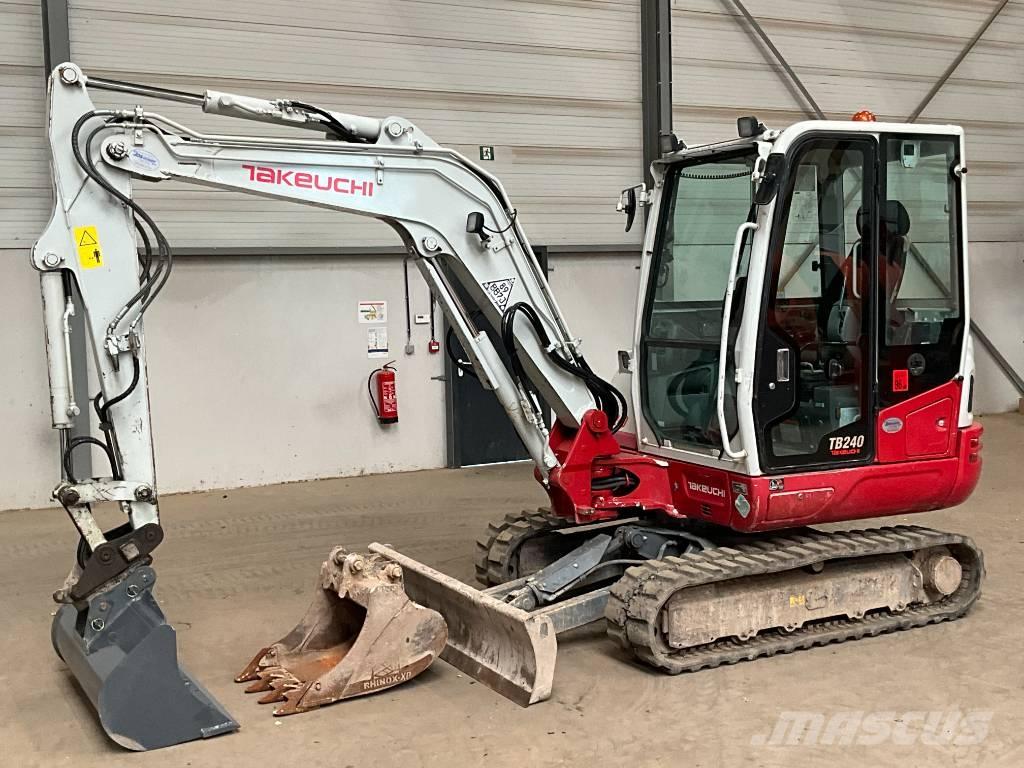 Takeuchi TB 240 Мини-экскаваторы