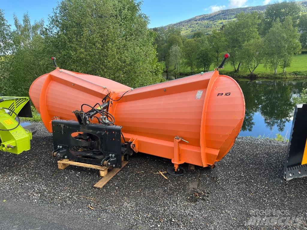 FMG PA330 Снежные отвалы и плуги