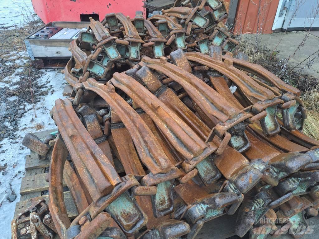 Komatsu 901 XC Харвестеры