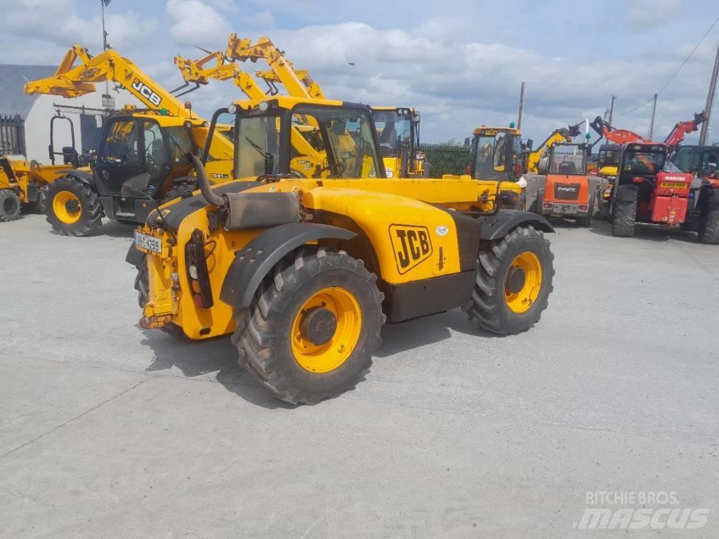 JCB 526-56 Сельскохозяйственные телескопические погрузчики