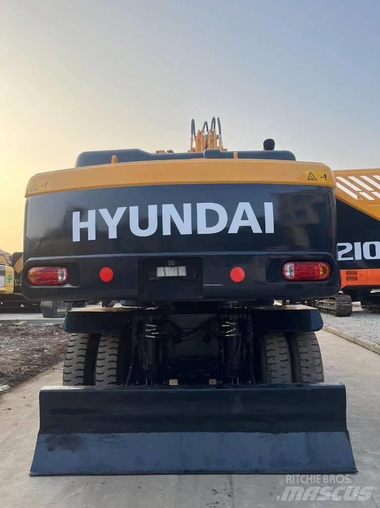 Hyundai R210W-9 Колёсные экскаваторы