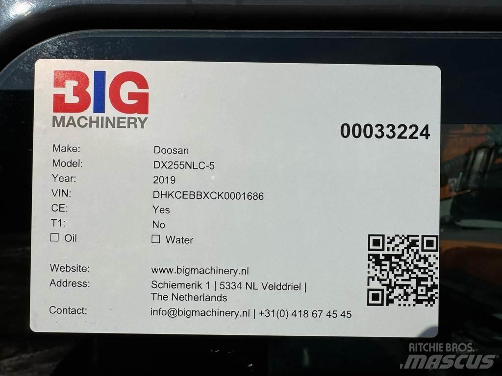 Doosan DX255NLC-5 Гусеничные экскаваторы
