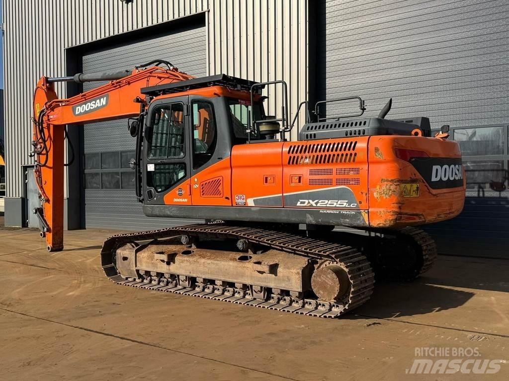 Doosan DX255NLC-5 Гусеничные экскаваторы