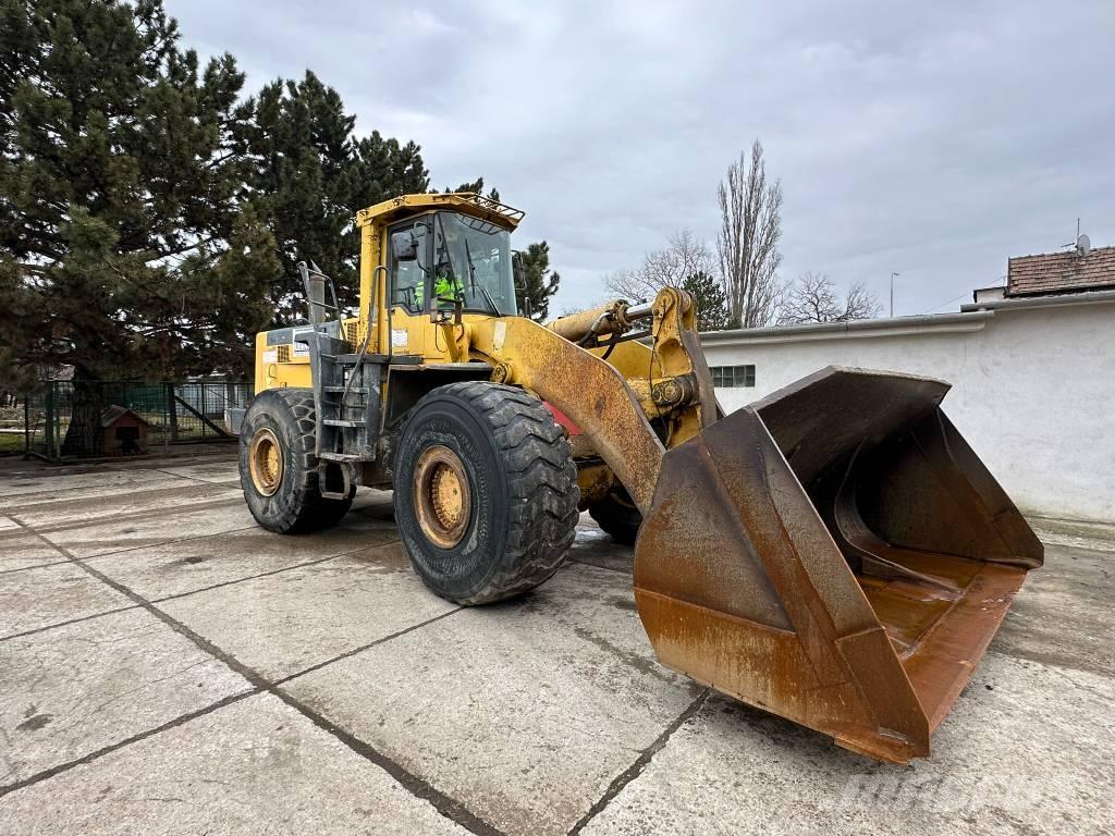 Komatsu WA500-3 Фронтальные погрузчики