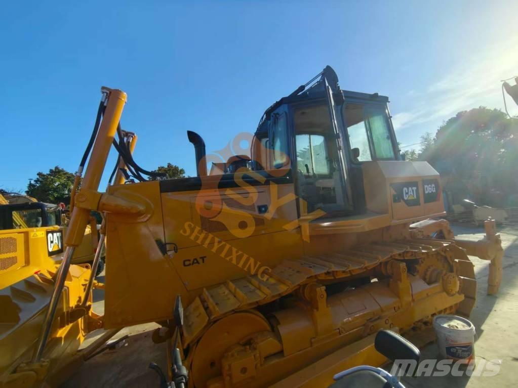 CAT D6G Гусеничные бульдозеры