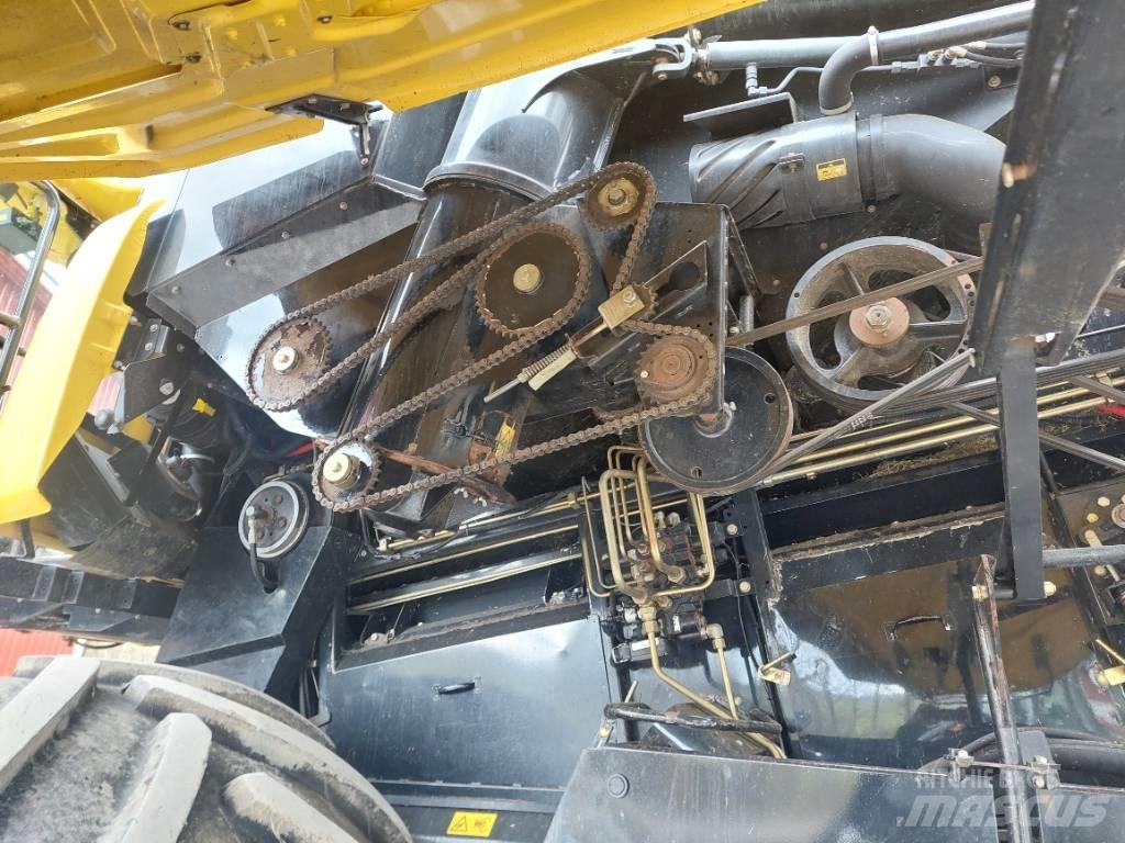 New Holland CR 980 Зерноуборочные комбайны
