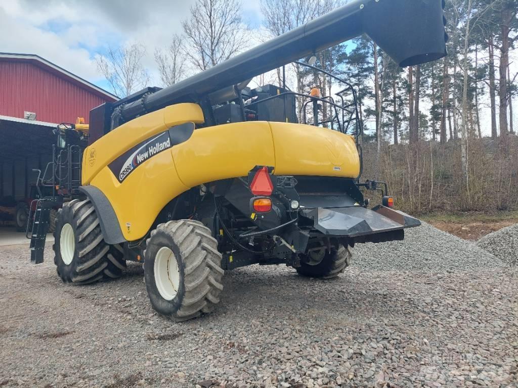 New Holland CR 980 Зерноуборочные комбайны