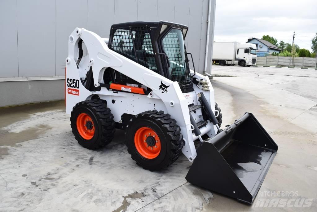 Bobcat S 250 Мини-погрузчики