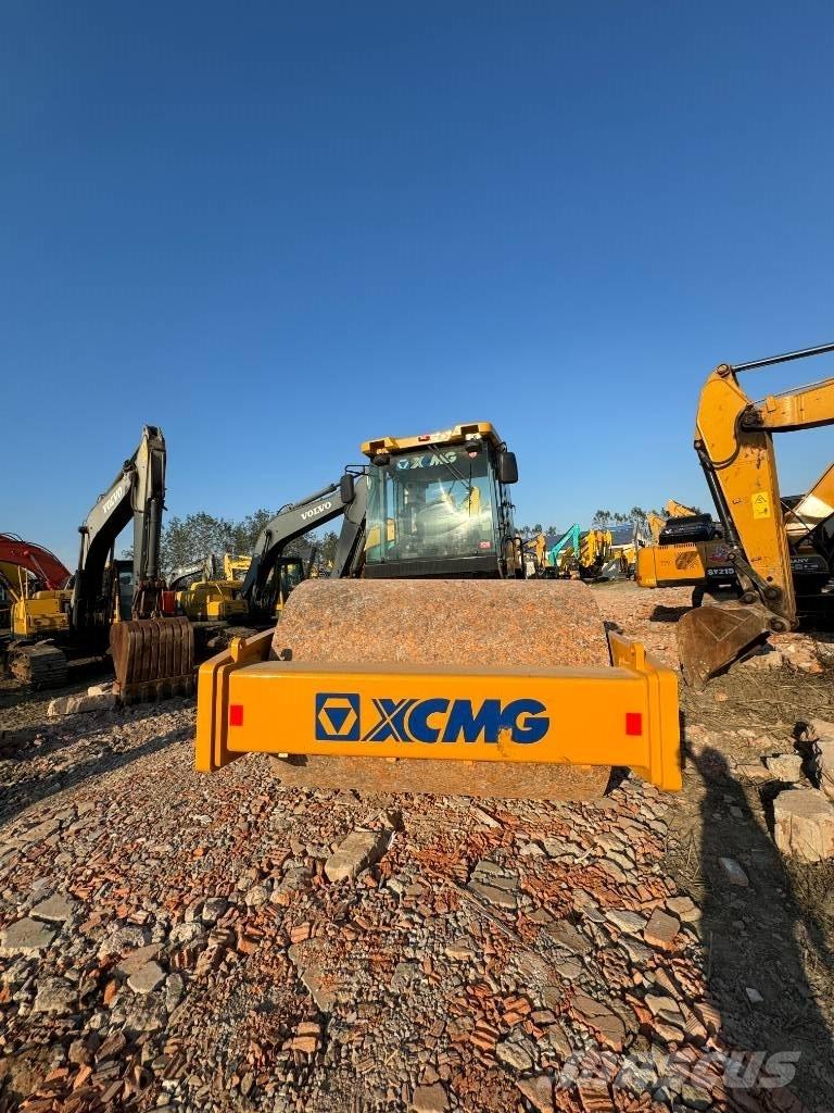 XCMG XS 263 J Грунтовые катки