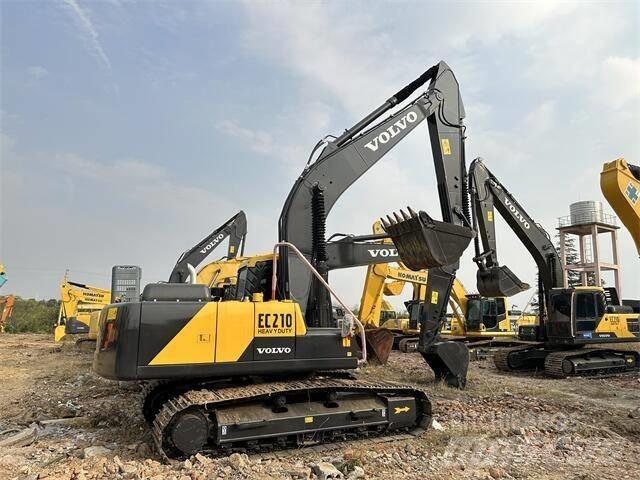 Volvo EC210 Гусеничные экскаваторы