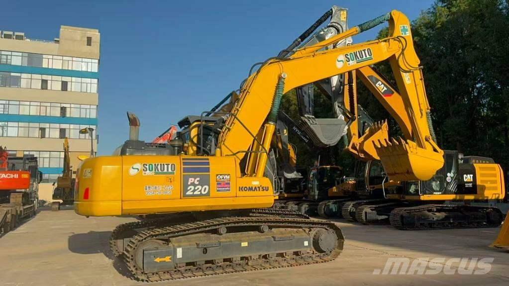 Komatsu PC 220-8 Малые экскаваторы 7т-12т