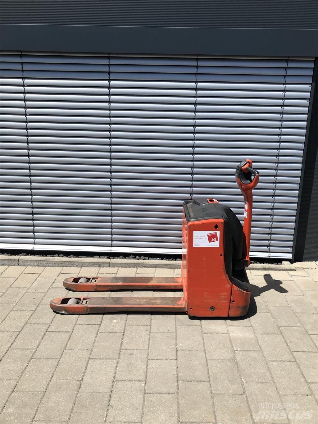 Linde T16 Ручные электрические тележки