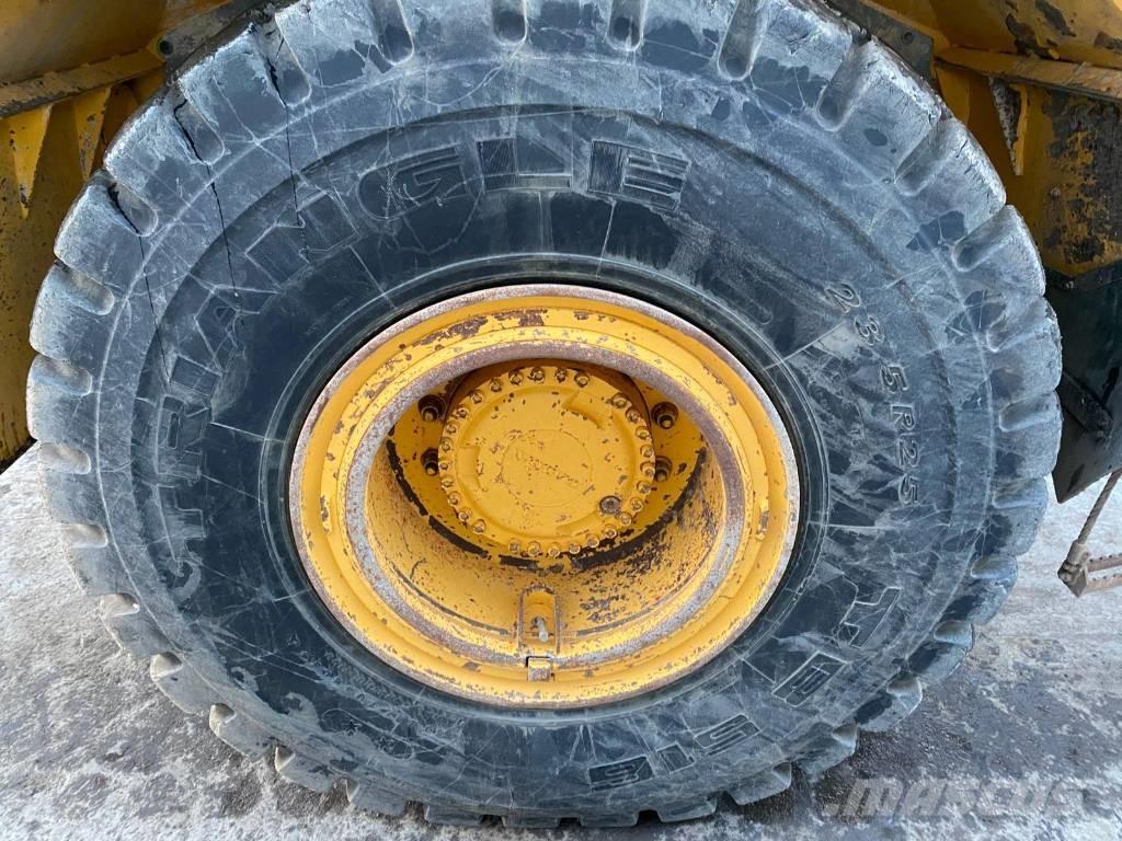 Volvo A 25 D Шарнирно-сочленённые самосвалы