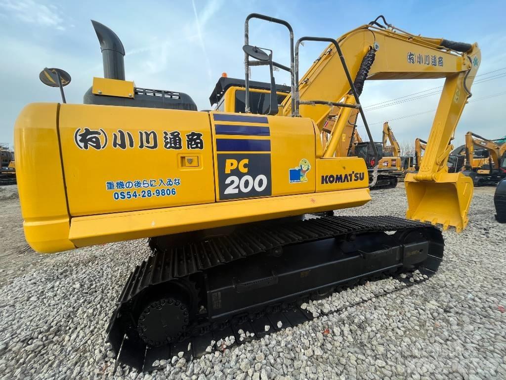 Komatsu PC 200 Гусеничные экскаваторы