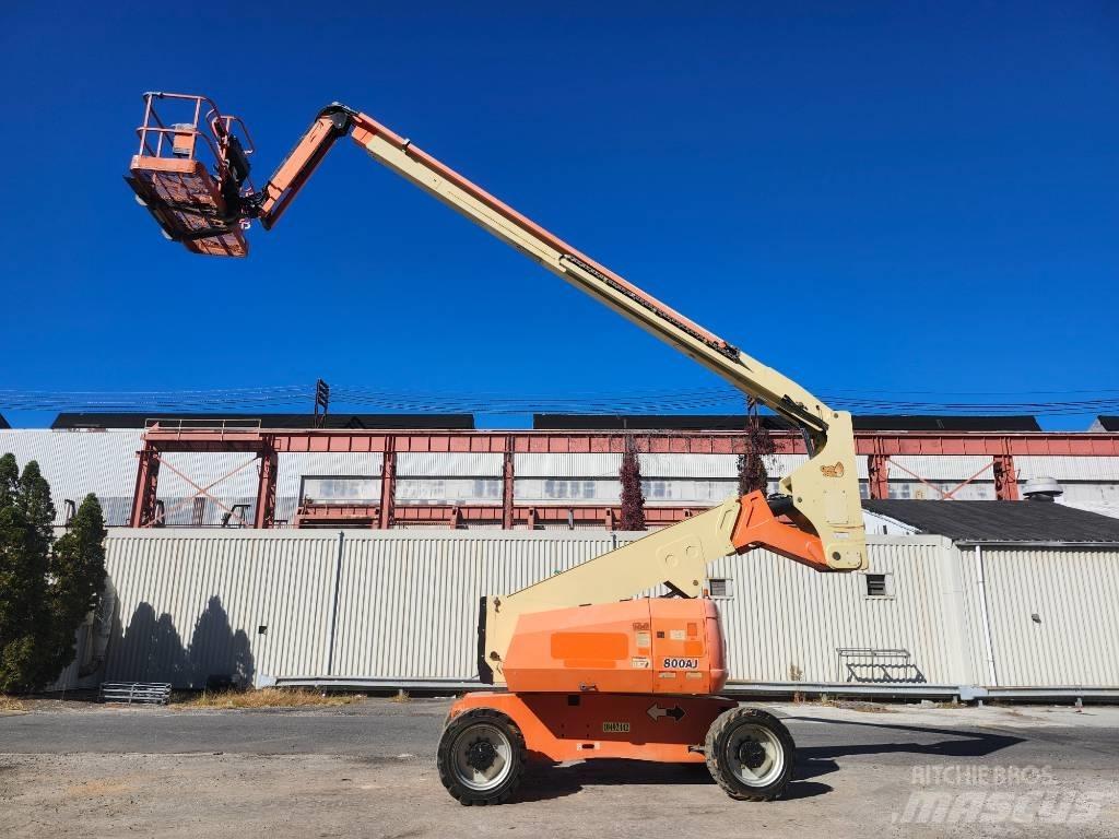 JLG 800 AJ Коленчатые подъемники