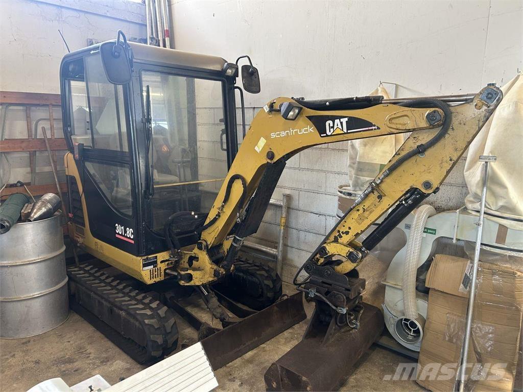 CAT 301.8C Колёсные экскаваторы