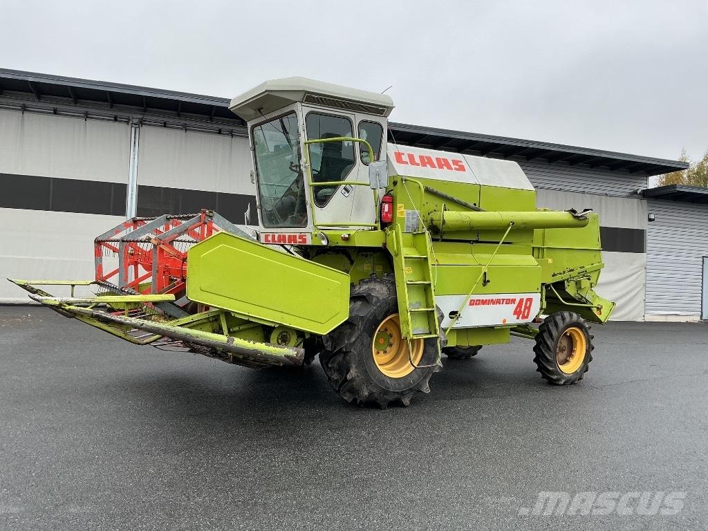 CLAAS 48 Зерноуборочные комбайны
