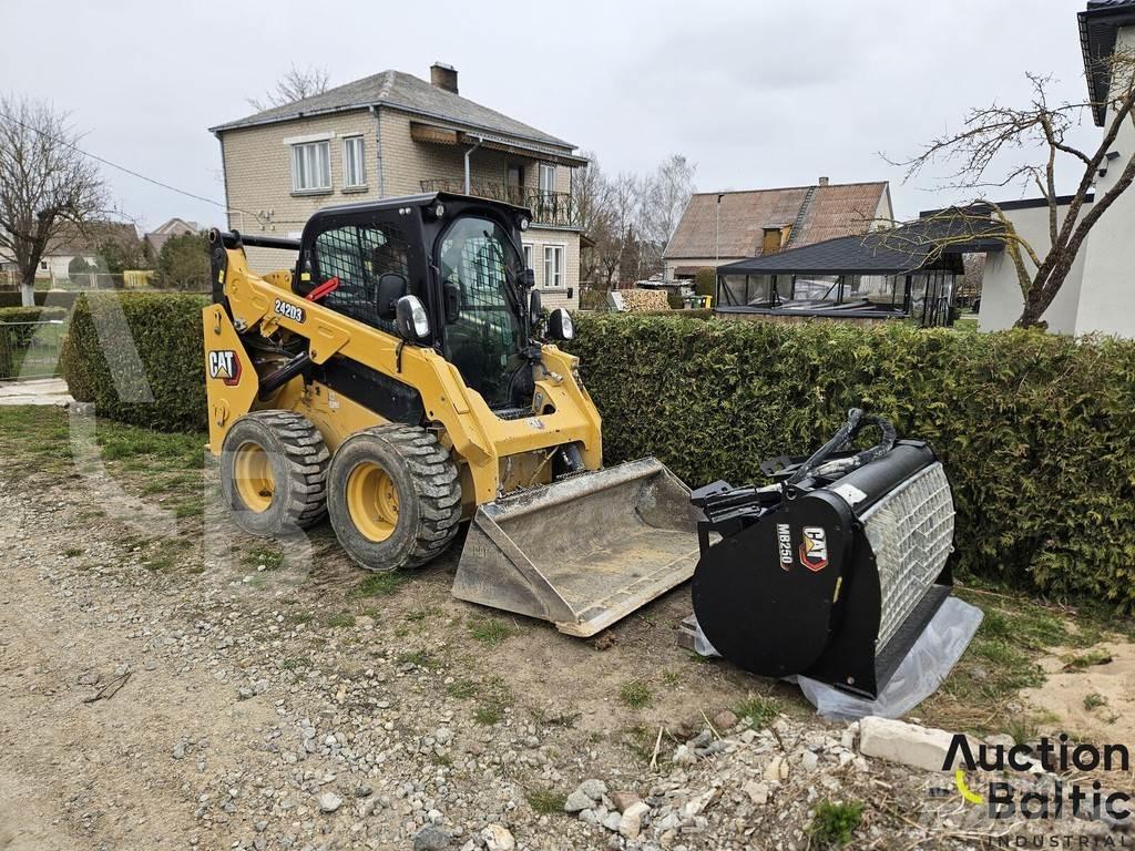 CAT 242 D 3 Мини-погрузчики