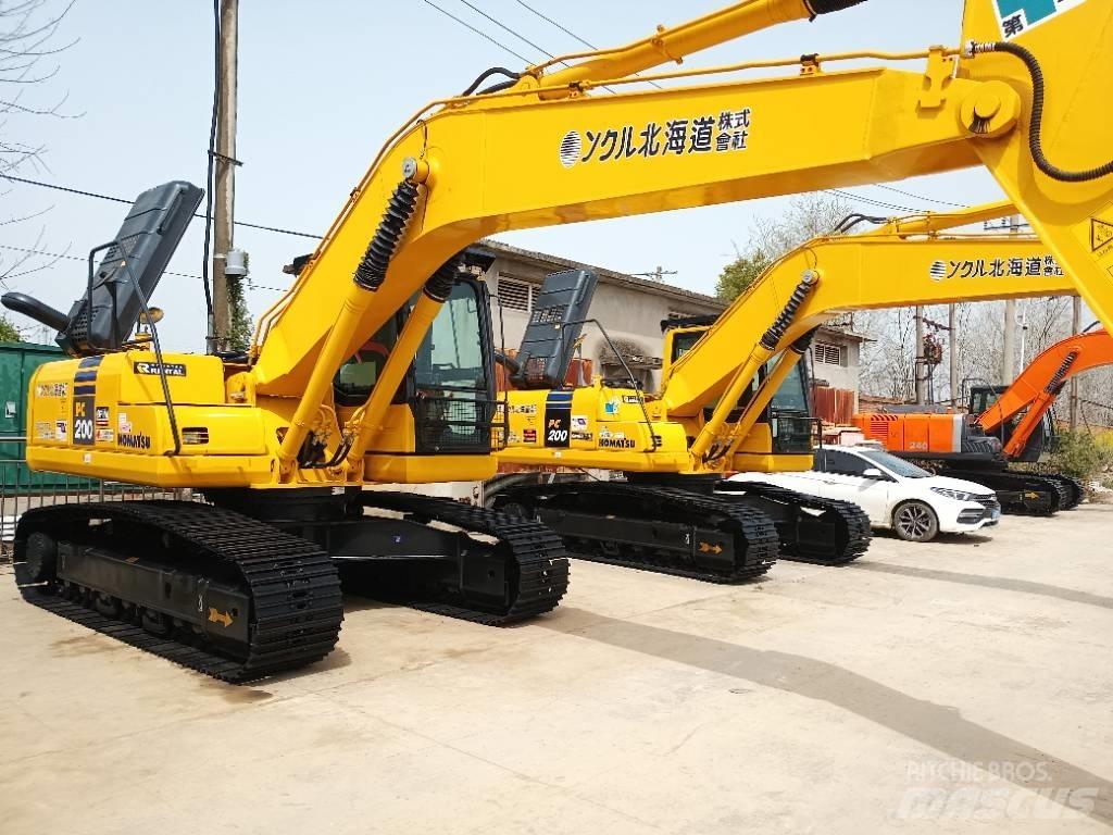 Komatsu PC 200 Гусеничные экскаваторы