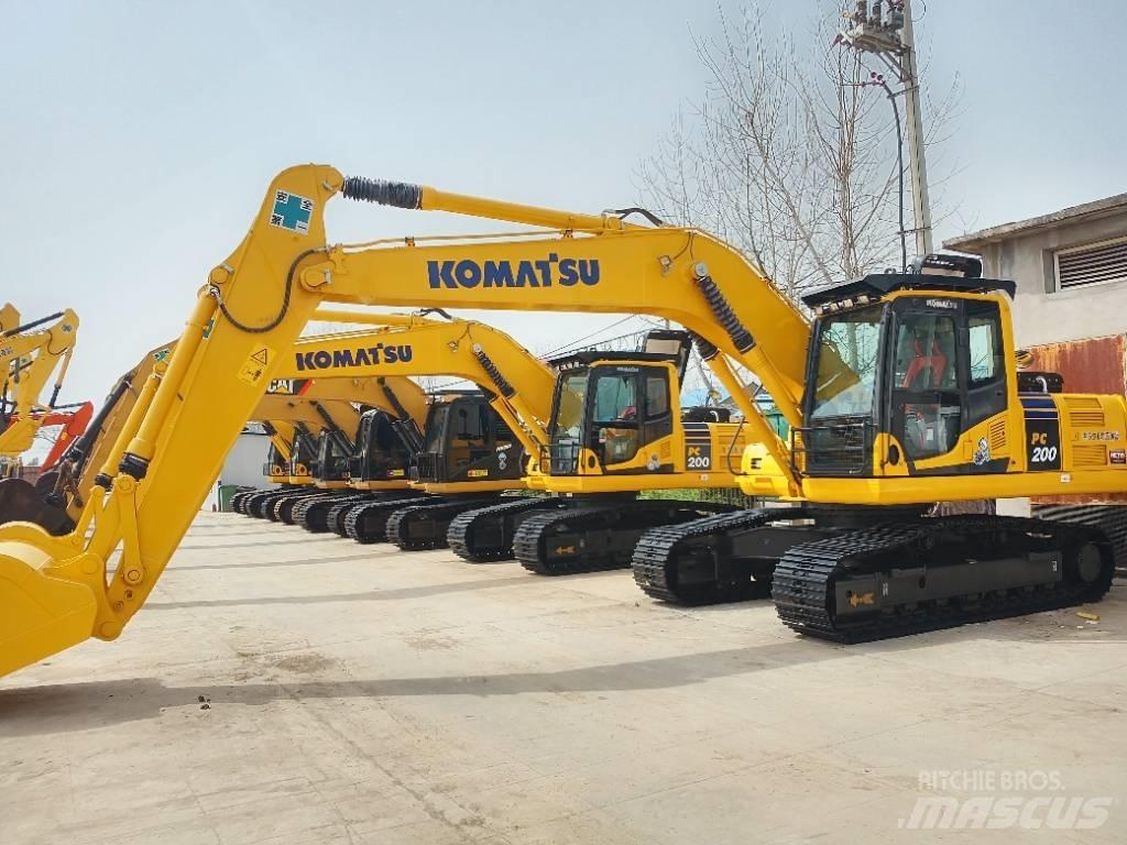 Komatsu PC 200 Гусеничные экскаваторы