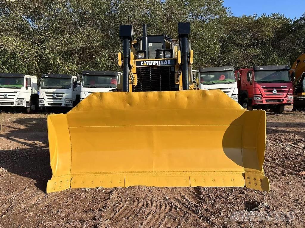 CAT D 8 R Гусеничные бульдозеры