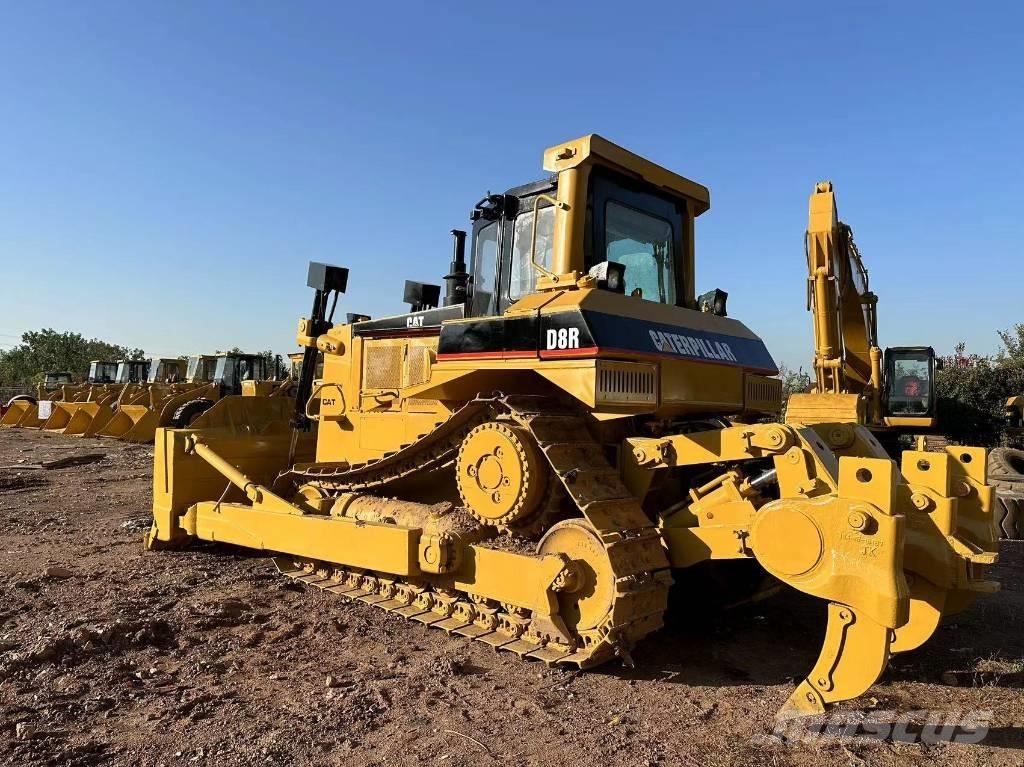 CAT D 8 R Гусеничные бульдозеры