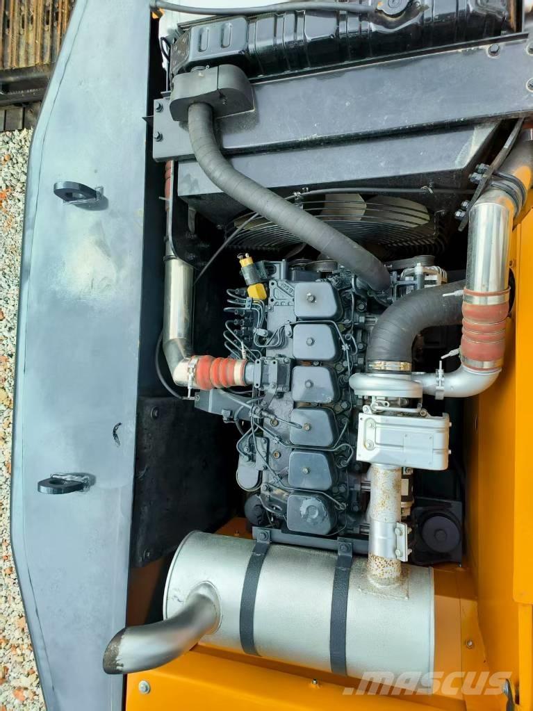 Hyundai HX220HD Гусеничные экскаваторы