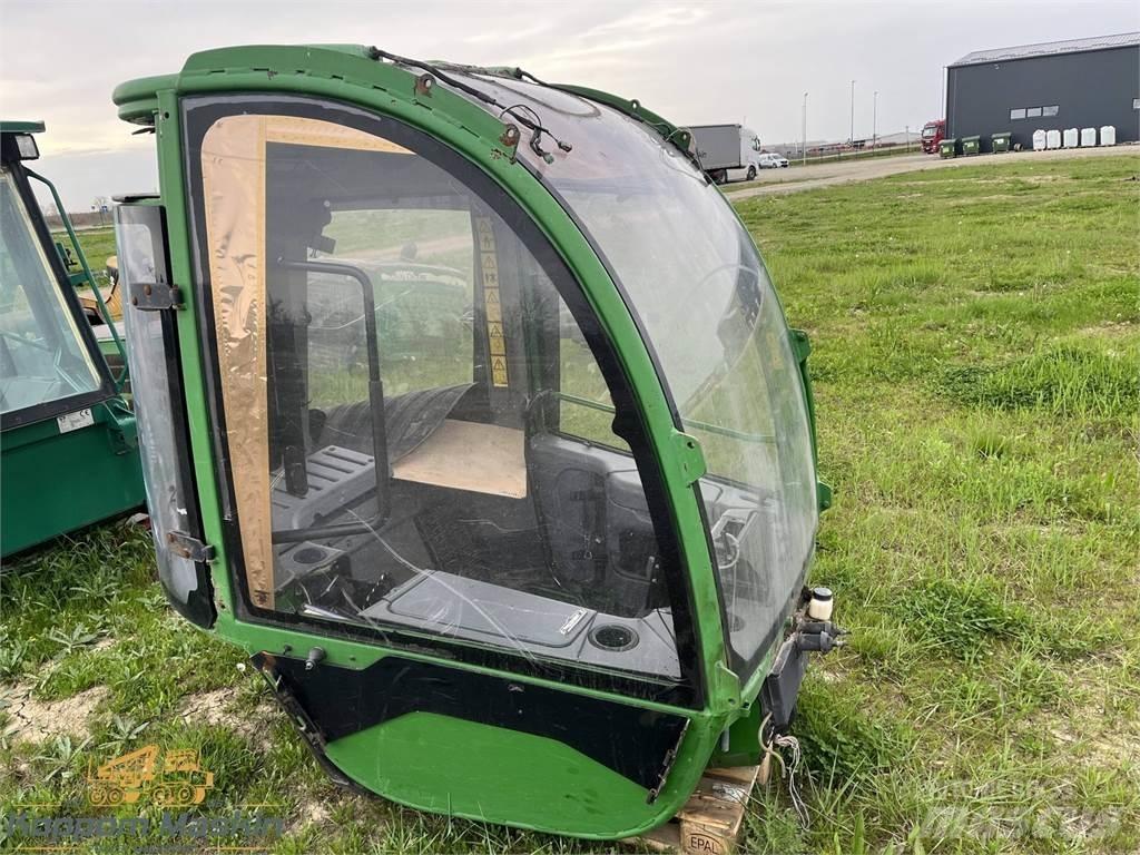 John Deere 1470E Кабины и интерьер
