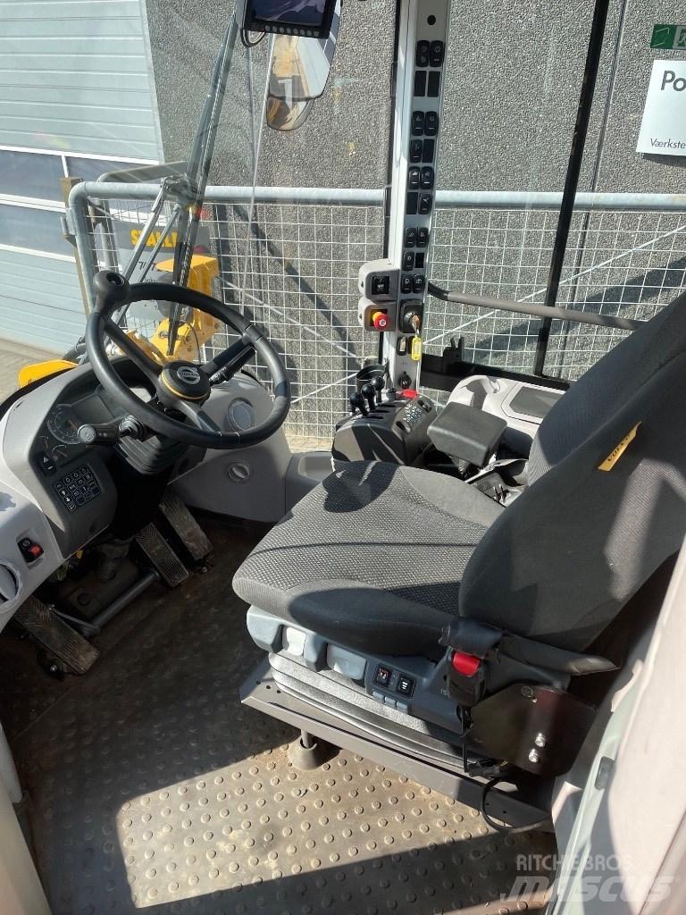 Volvo L70H Фронтальные погрузчики