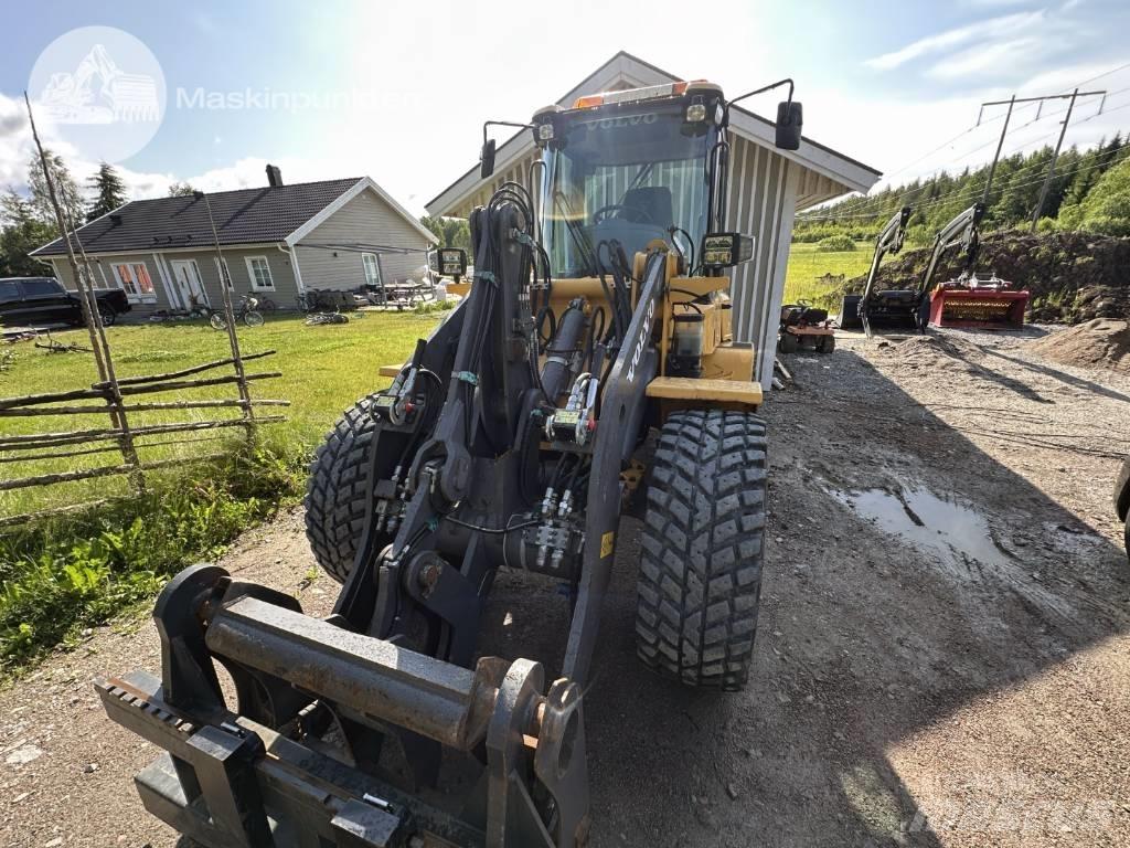 Volvo L 35 G Фронтальные погрузчики