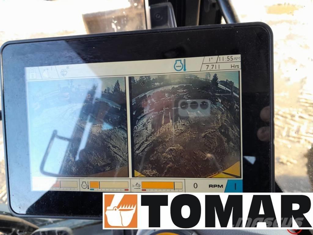 JCB 245 XR Гусеничные экскаваторы