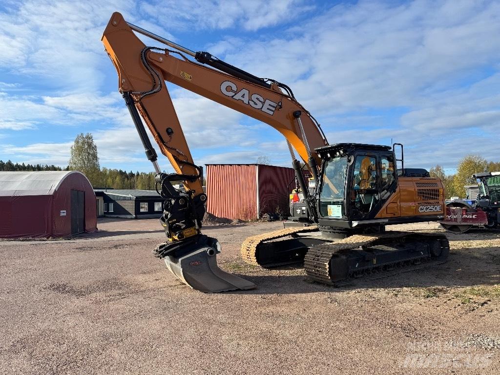 CASE CX250E Гусеничные экскаваторы