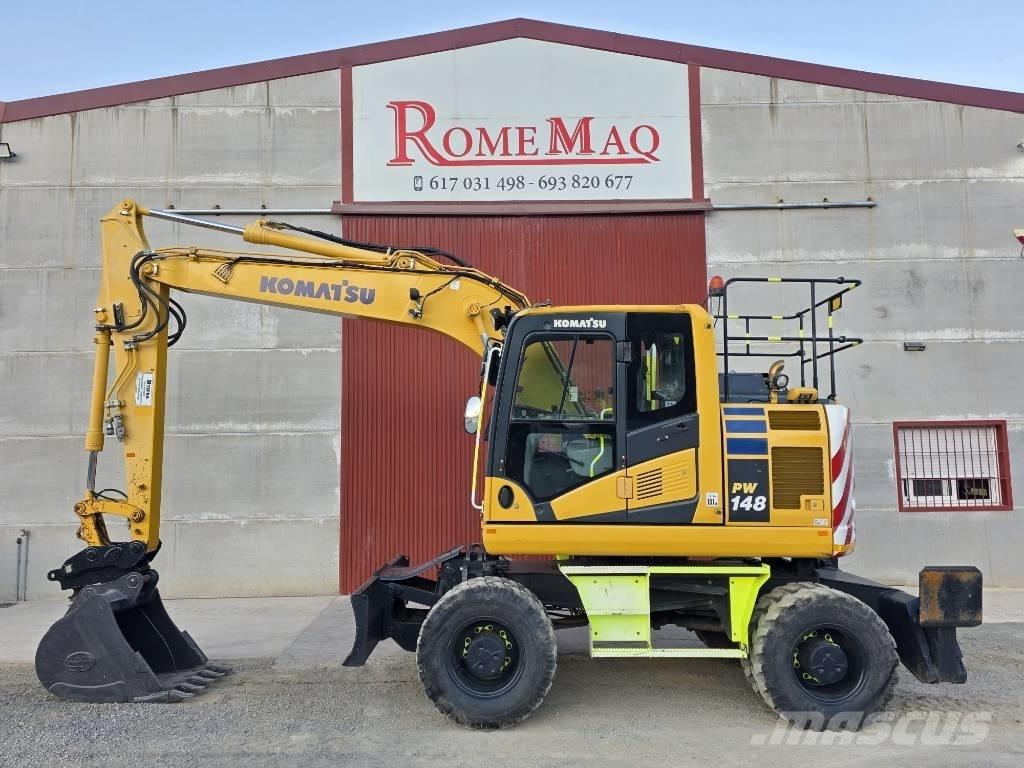 Komatsu PW 148-11 Гусеничные бульдозеры