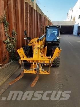 JCB 540-140 Телескопические погрузчики