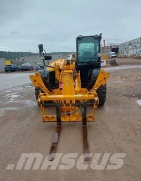 JCB 540-140 Телескопические погрузчики