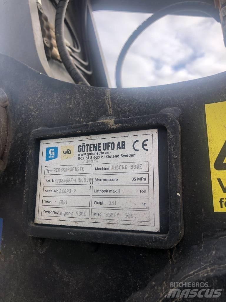 LiuGong CLG930E Гусеничные экскаваторы