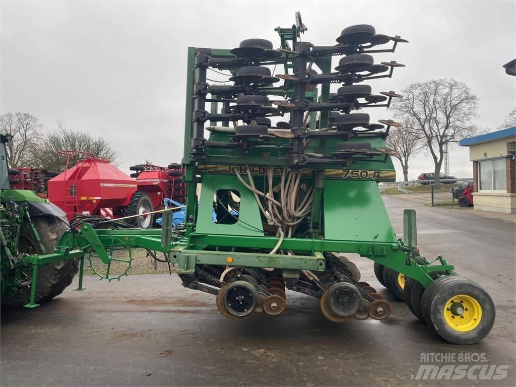 John Deere 750A 6m Сеялки точного высева