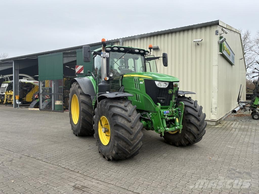 John Deere 6215 R Трактора