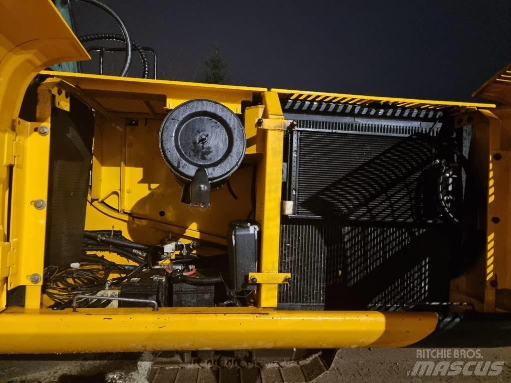 JCB JS 210 LC Гусеничные экскаваторы